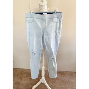 Old Navy Rockstar Pull On Jegging Jeans